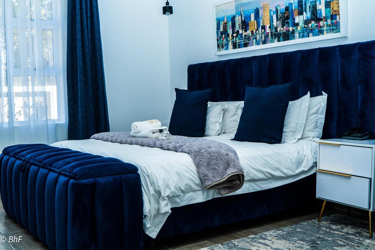 Henry George Guest House Pretoria-Noord Εξωτερικό φωτογραφία